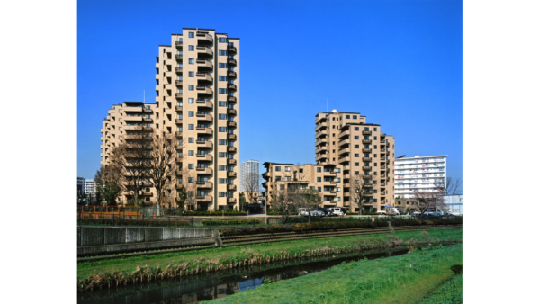 国領住宅建替計画320戸　全景（東側）